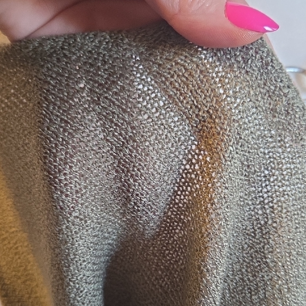 NWT Olive Green Women's Sweater - Picture 9 of 9